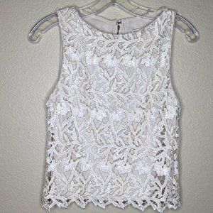 - ALICE + OLIVIA Ivory Lace Sleeveless Top